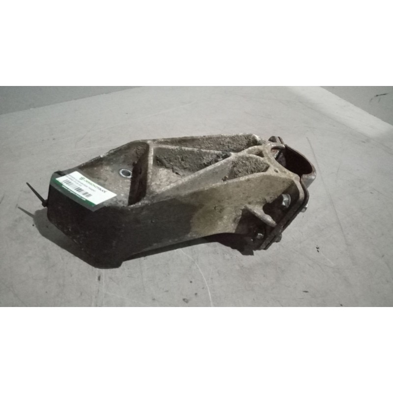 Recambio de soporte guardabarros trasero para daf serie xf105.xxx 12.9 diesel referencia OEM IAM   