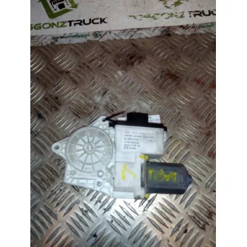 Recambio de motor elevalunas delantero derecho para man tgx 18.xxx fg / 4x2 bl xl referencia OEM IAM 81286016138  