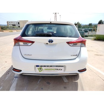 toyota auris (_e18_) del año 2017