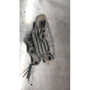 Recambio de soporte motor derecho para mg zs suv (azs1) 1.5 vti referencia OEM IAM 10231482  