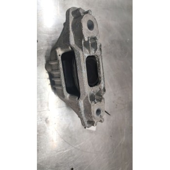 Recambio de soporte motor derecho para mg zs suv (azs1) 1.5 vti referencia OEM IAM 10231482  