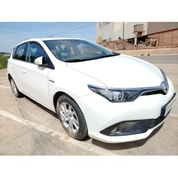 toyota auris (_e18_) del año 2017