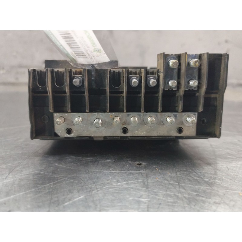 Recambio de caja reles / fusibles para volkswagen caddy ka/kb (2k) 2.0 sdi referencia OEM IAM 1k0937819 - Blanco 2