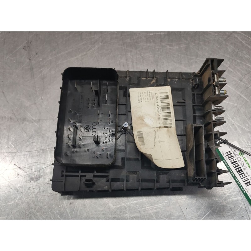 Recambio de caja reles / fusibles para volkswagen caddy ka/kb (2k) 2.0 sdi referencia OEM IAM 1k0937819 - Blanco 3