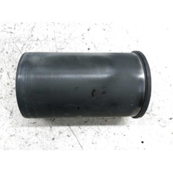 Recambio de camisa cilindro para kia carnival ii 2.9 cdri ex referencia OEM IAM  CAMISA CILINDRO 