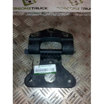 Recambio de soporte para iveco stralis (as) fsa t / fp lt 4x2 gran espacio referencia OEM IAM 500368694 SOPORTE CALANDRA 
