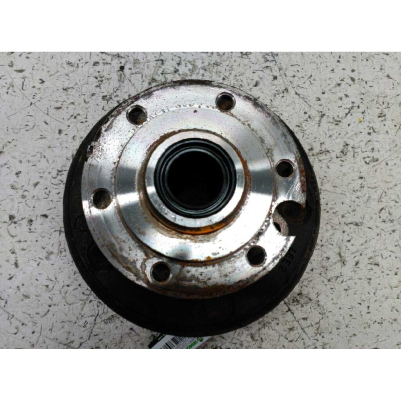 Recambio de buje trasero izquierdo para land rover discovery (lt) referencia OEM IAM - Verde 2
