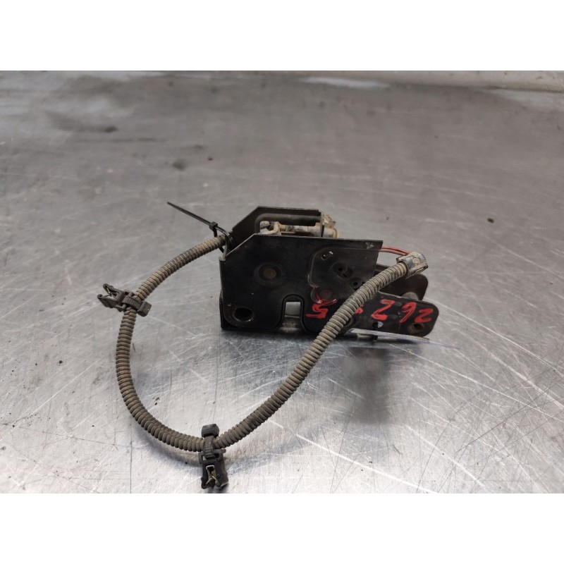 Recambio de cerradura capot para volkswagen caddy ka/kb (2k) 2.0 sdi referencia OEM IAM 1T0823509  