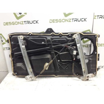 ELEVALUNAS DELANTERO DERECHO 2S51B045H16A 