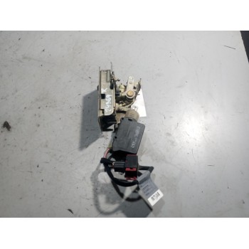 Recambio de cerradura puerta delantera derecha para renault magnum ab diesel referencia OEM IAM 7482280160  