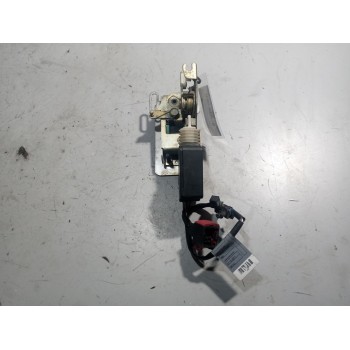 Recambio de cerradura puerta delantera derecha para renault magnum ab diesel referencia OEM IAM 7482280160  
