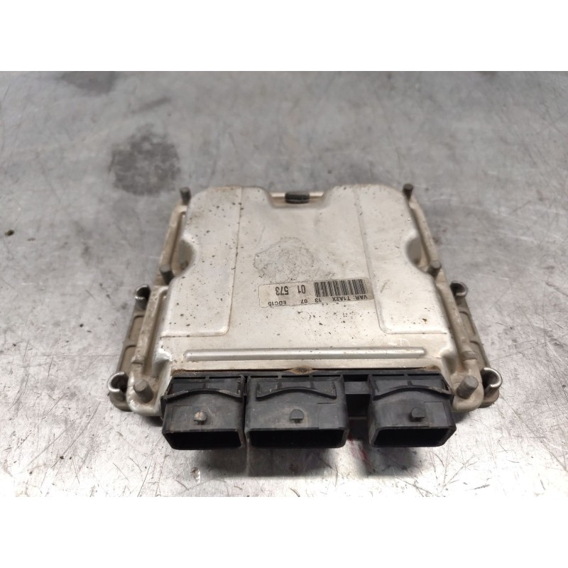 Recambio de centralita motor uce para peugeot 206 berlina xt referencia OEM IAM 0281011525 9640938680 9654694380 - Plata 2