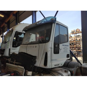 iveco eurocargo del año 2015
