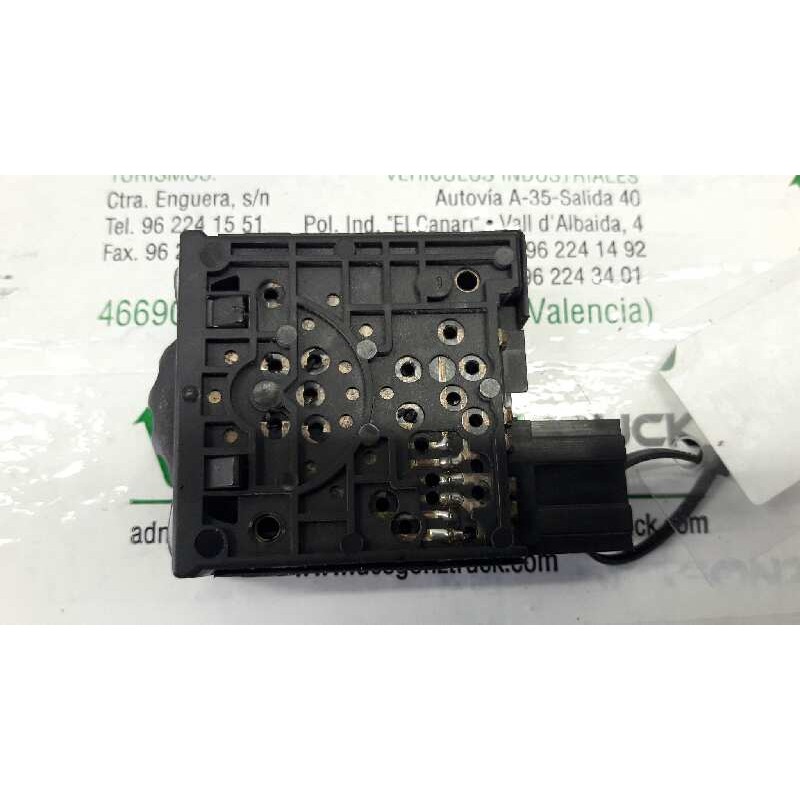 Recambio de boton regulacion de faros para opel vivaro combi 2.7t corto referencia OEM IAM 8200022569 91166822 - Gris 4