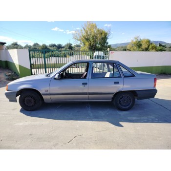 opel kadett e del año 1989