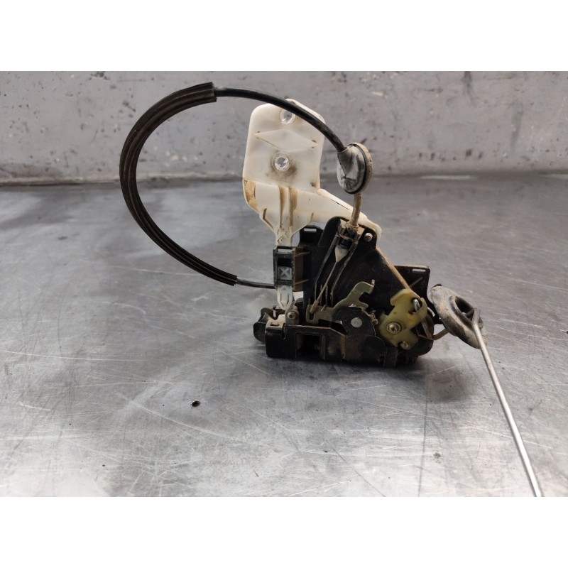 Recambio de cerradura puerta delantera derecha para volkswagen caddy ka/kb (2k) 2.0 sdi referencia OEM IAM - Blanco 3