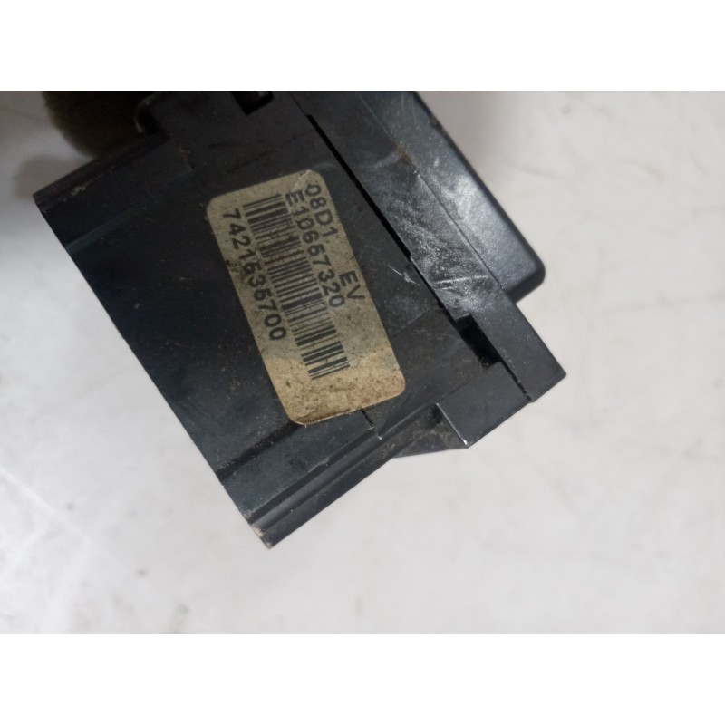 Recambio de mando limpia para renault magnum ab 2005 12.8 diesel referencia OEM IAM 7421535700 - Blanco 2