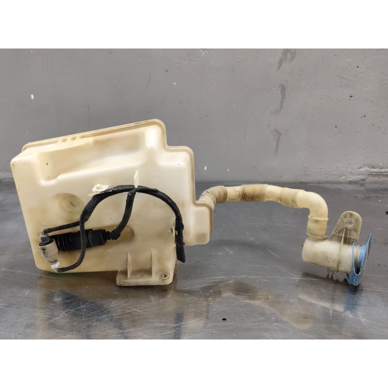 Recambio de deposito limpia para volkswagen caddy ka/kb (2k) 2.0 sdi referencia OEM IAM - Blanco 2