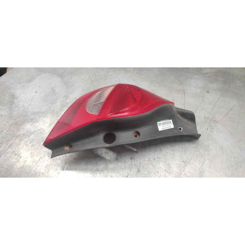Recambio de piloto trasero izquierdo para renault clio iii dynamique referencia OEM IAM   6 PINS - Rojo 2