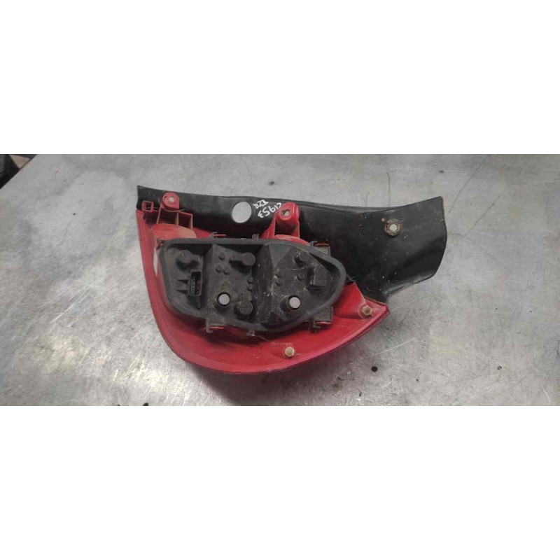 Recambio de piloto trasero izquierdo para renault clio iii dynamique referencia OEM IAM   6 PINS - Rojo 3