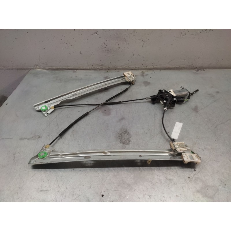 Recambio de elevalunas delantero izquierdo para mercedes-benz vito (w639) basic, combi 115 cdi compacto (639.601) referencia OEM - Gris 2