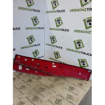 Recambio de moldura puerta delantera derecha para iveco trucks stralis ad 190s43 referencia OEM IAM   