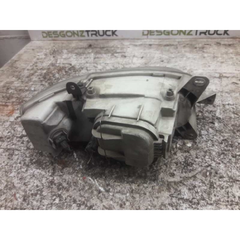 Recambio de faro izquierdo para ford escort berl./turnier atlanta berlina referencia OEM IAM 2