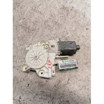 MOTOR ELEVALUNAS DELANTERO DERECHO 0130822216 4M5T14553 