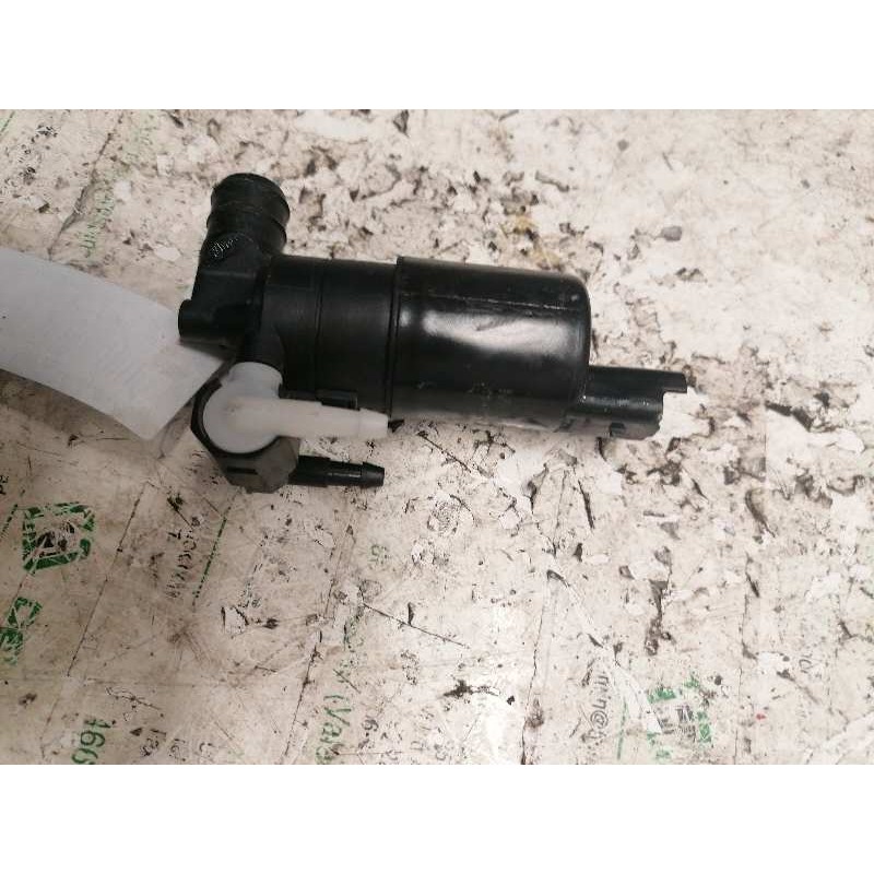 Recambio de bomba limpia para peugeot 207 x-line referencia OEM IAM   2 PINS 2