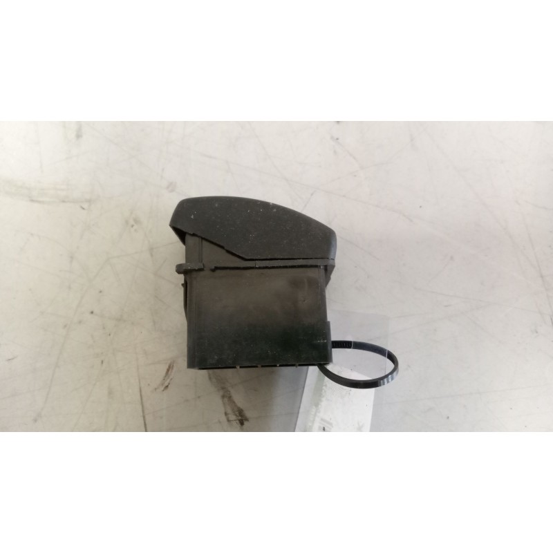 Recambio de interruptor para daf serie xf105.460 12.9 diesel referencia OEM IAM 1604607 - Blanco 2