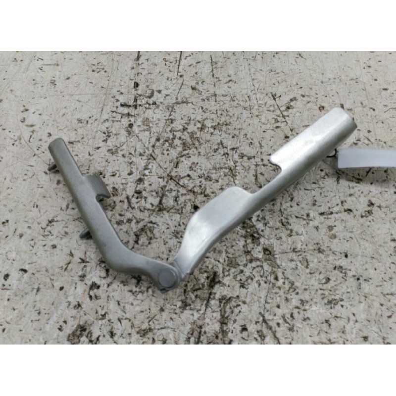 Recambio de bisagra capo izquierda para citroën c3 1.4 sx referencia OEM IAM 9637365680 2
