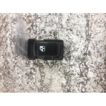 MANDO ELEVALUNAS DELANTERO DERECHO 621W04790 6 PINS 