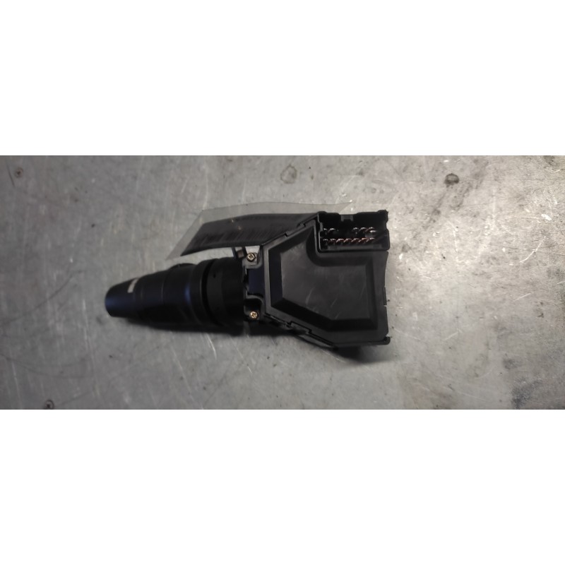 Recambio de mando limpia para nissan x-trail (t30) comfort referencia OEM IAM 25260 2