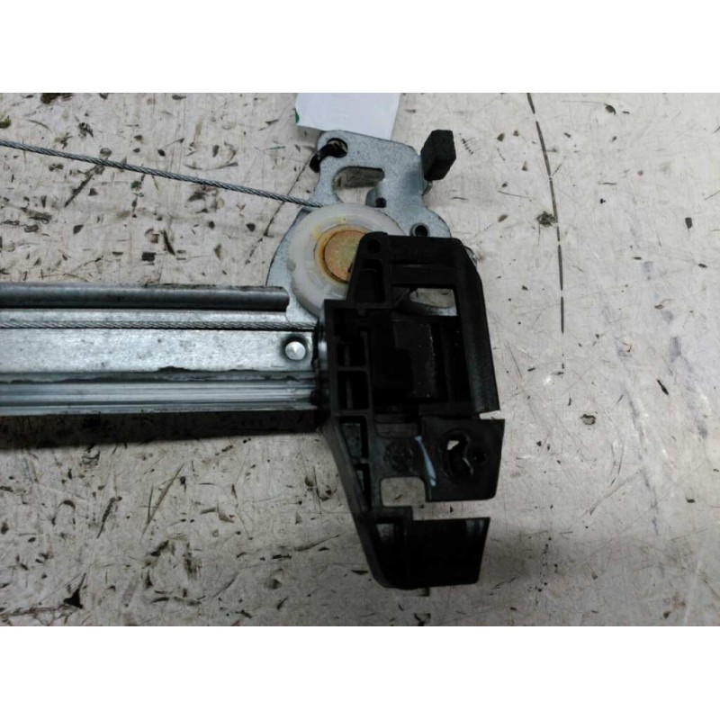 Recambio de elevalunas delantero izquierdo para citroën c3 1.4 sx referencia OEM IAM 401786A7 TEMIC 7