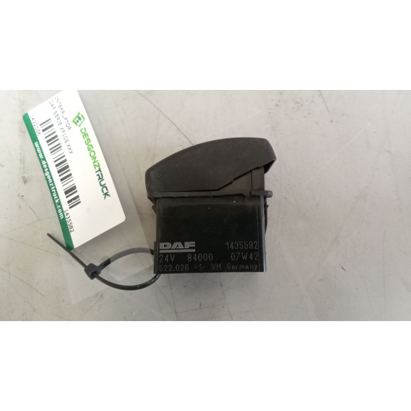 Recambio de interruptor para daf serie xf105.460 12.9 diesel referencia OEM IAM 1435582 - Blanco 3