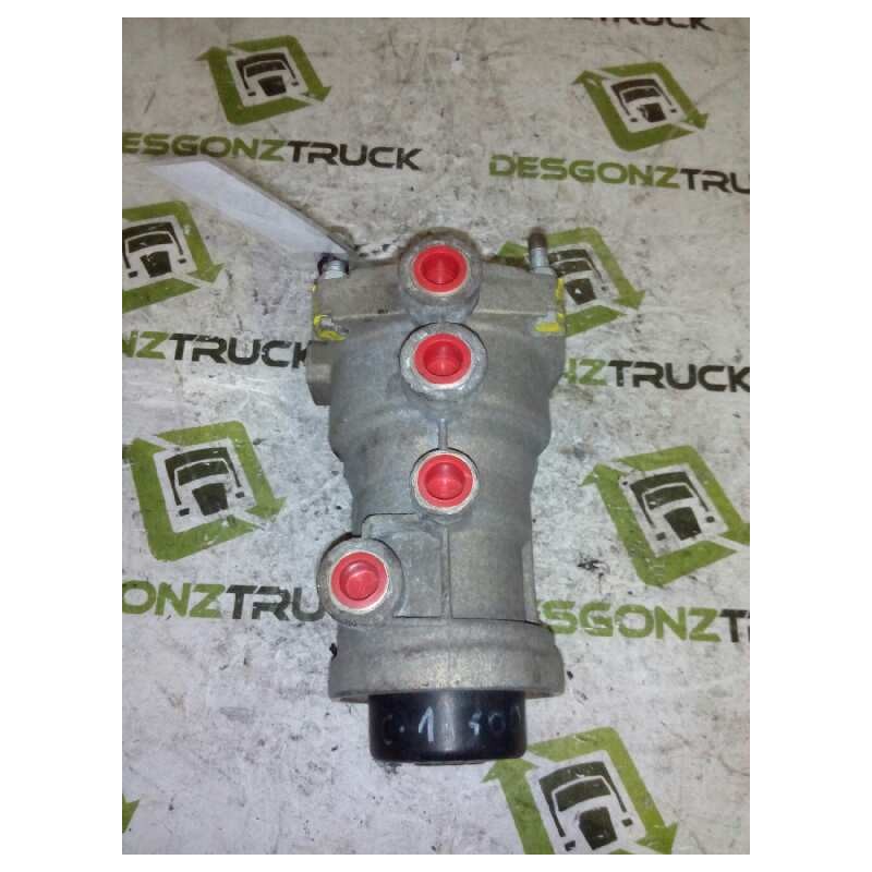 Recambio de valvula aire para iveco eurocargo 05.03  fg 120 e tráfico urbano referencia OEM IAM AC597B 04306 VALVULA RELE DE URG - Blanco