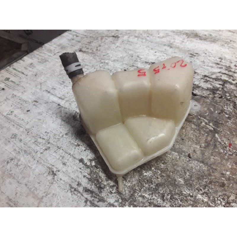 Recambio de deposito expansion para ford fiesta (cbk) ambiente referencia OEM IAM 2S6H8K218AF - Rojo 3