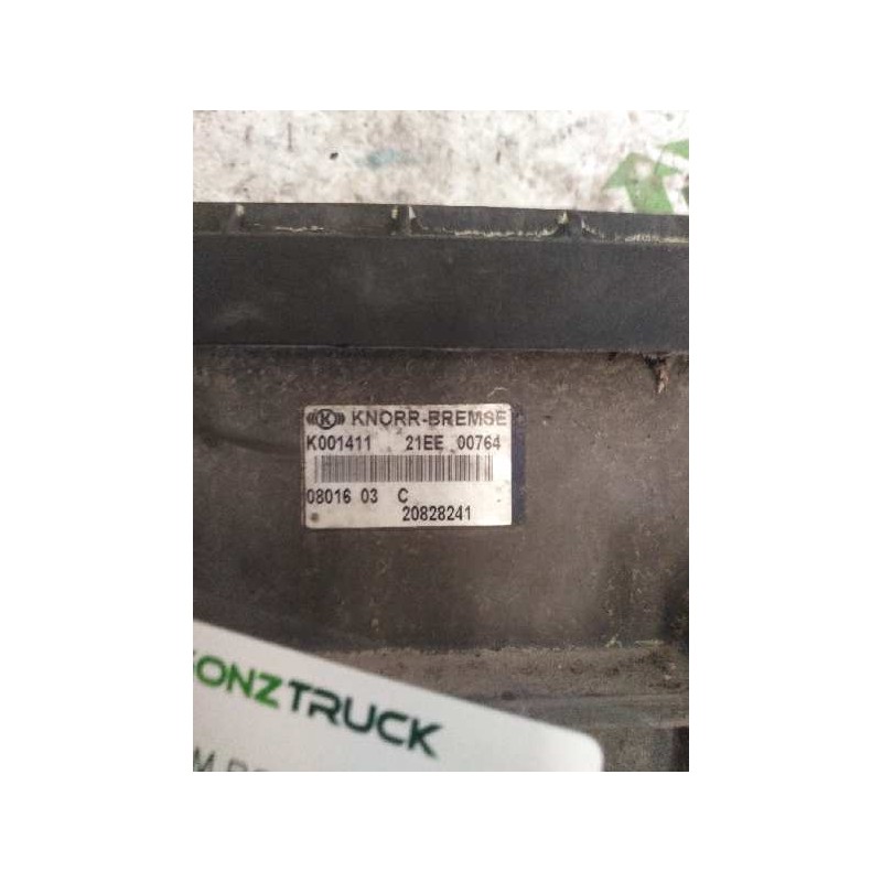 Recambio de valvula aire para renault premium route 2006 fas 4x2 larga distancia referencia OEM IAM 20828241 K001411 VALVULA EBS 2