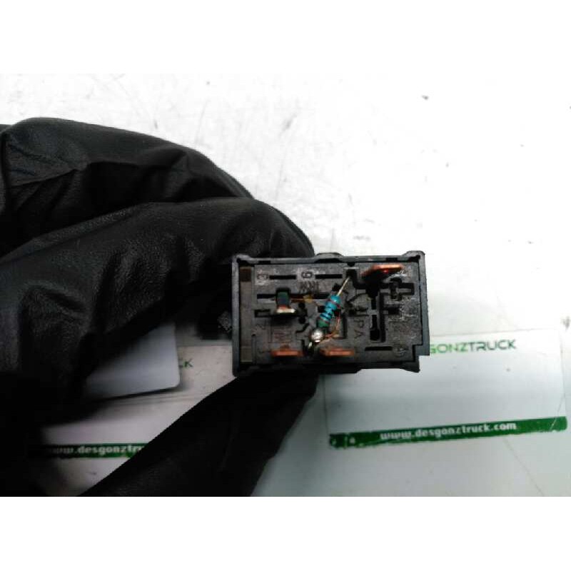 Recambio de warning para opel zafira a blue line referencia OEM IAM 2