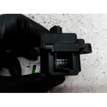Recambio de motor regulador climatizacion para citroën c3 1.4 sx referencia OEM IAM F663746XC  