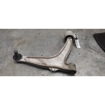 BRAZO SUSPENSION INFERIOR DELANTERO DERECHO 