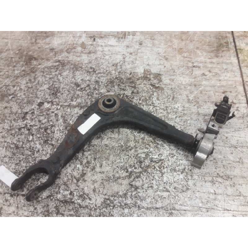 Recambio de brazo suspension inferior delantero izquierdo para peugeot 407 st sport pack referencia OEM IAM 2