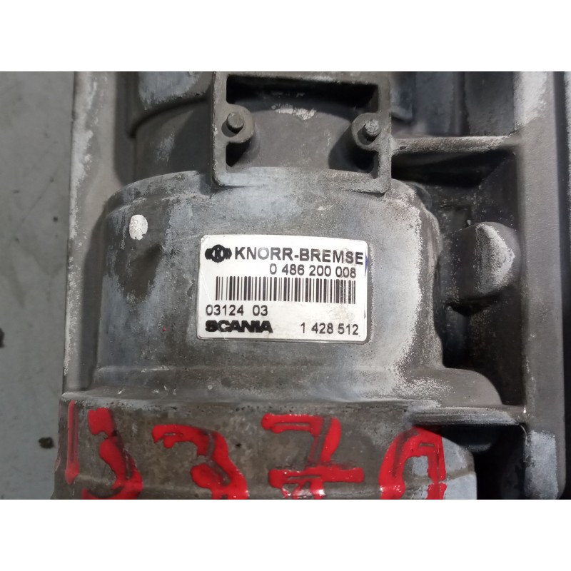 Recambio de valvula aire para scania serie 4 (p 94 d) 9.0 diesel (6 cil.) referencia OEM IAM 1428512 VALVULA TRANSMISOR DE FRENO - Blanco 2
