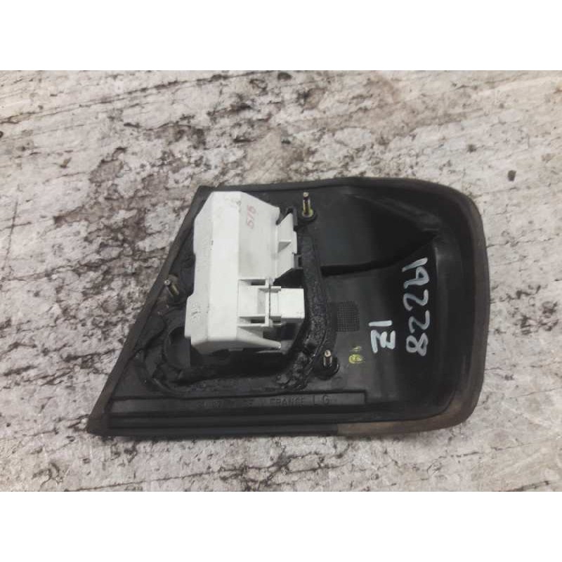 Recambio de piloto trasero izquierdo para nissan primera berl./familiar (p10/w10) europa berlina referencia OEM IAM - Gris 2