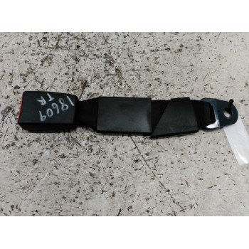 Recambio de enganche de cinturon trasero para citroën c3 1.4 sx referencia OEM IAM 96385359XX  