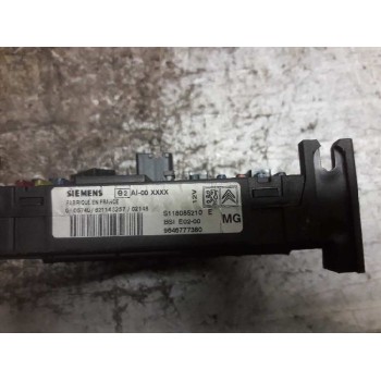 Recambio de caja reles / fusibles para peugeot 206 berlina xt referencia OEM IAM 9646777380 S118085210E BSI