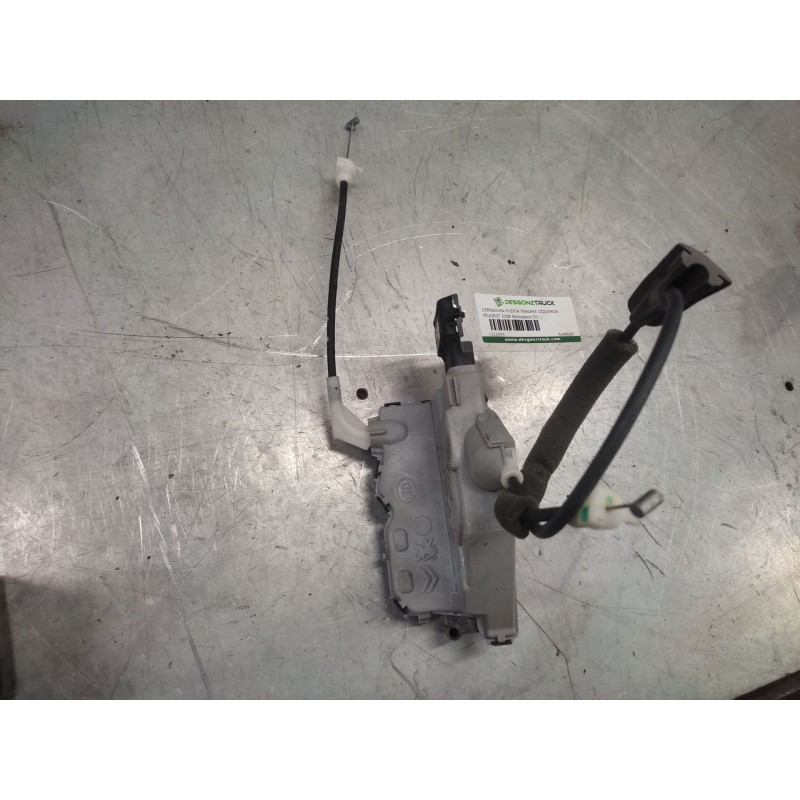 Recambio de cerradura puerta trasera izquierda para peugeot 3008 monospace (0u_) 1.6 hdi referencia OEM IAM A048069  