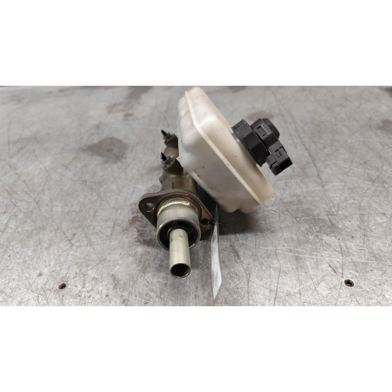 Recambio de bomba freno para iveco daily iv caja/chasis 35c15 referencia OEM IAM 210279996216 - Blanco 3