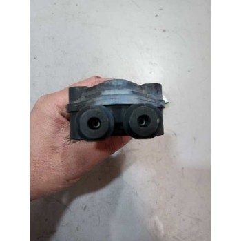 Recambio de valvula aire para renault premium route 2006 fas 4x2 larga distancia referencia OEM IAM 4640070230  ALVULA NIVELADOR