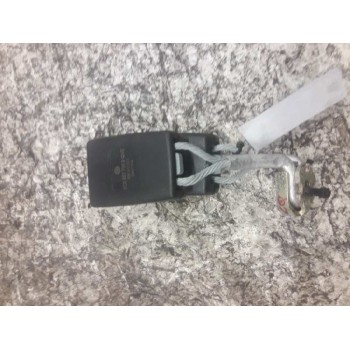ENGANCHE DE CINTURON TRASERO IZQUIERDO 3C0857739B 
